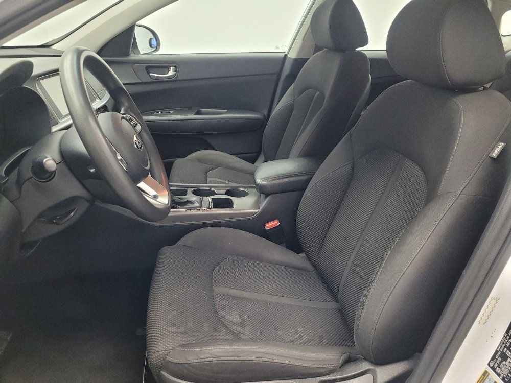 Used 2020 Kia Optima LX image 17
