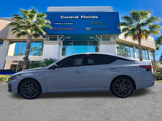 Used 2023 Nissan Altima 2.0 SR image 8