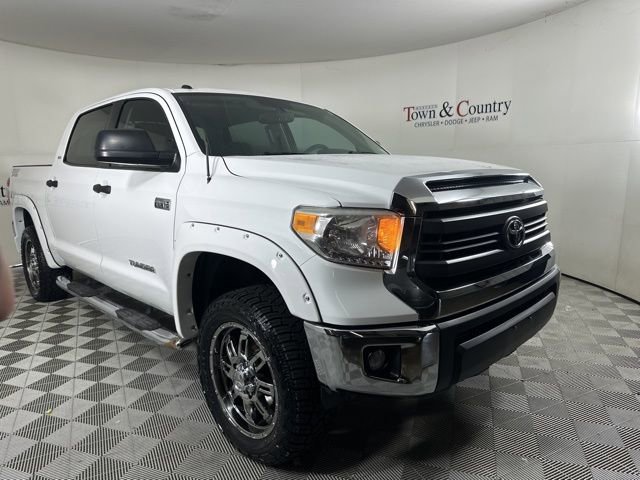 Used 2015 Toyota Tundra SR5 image 3