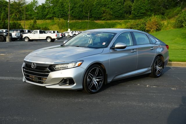 Used 2021 Honda Accord Touring image 3