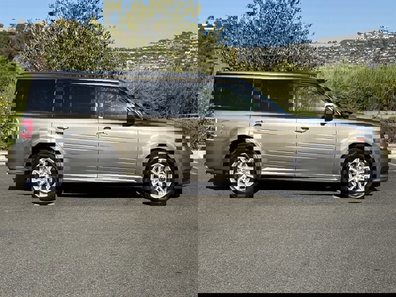 Used 2014 Ford Flex SE image 7