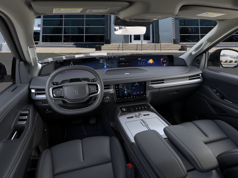 New 2026 Lincoln Navigator L Reserve AWD/4WD image 9