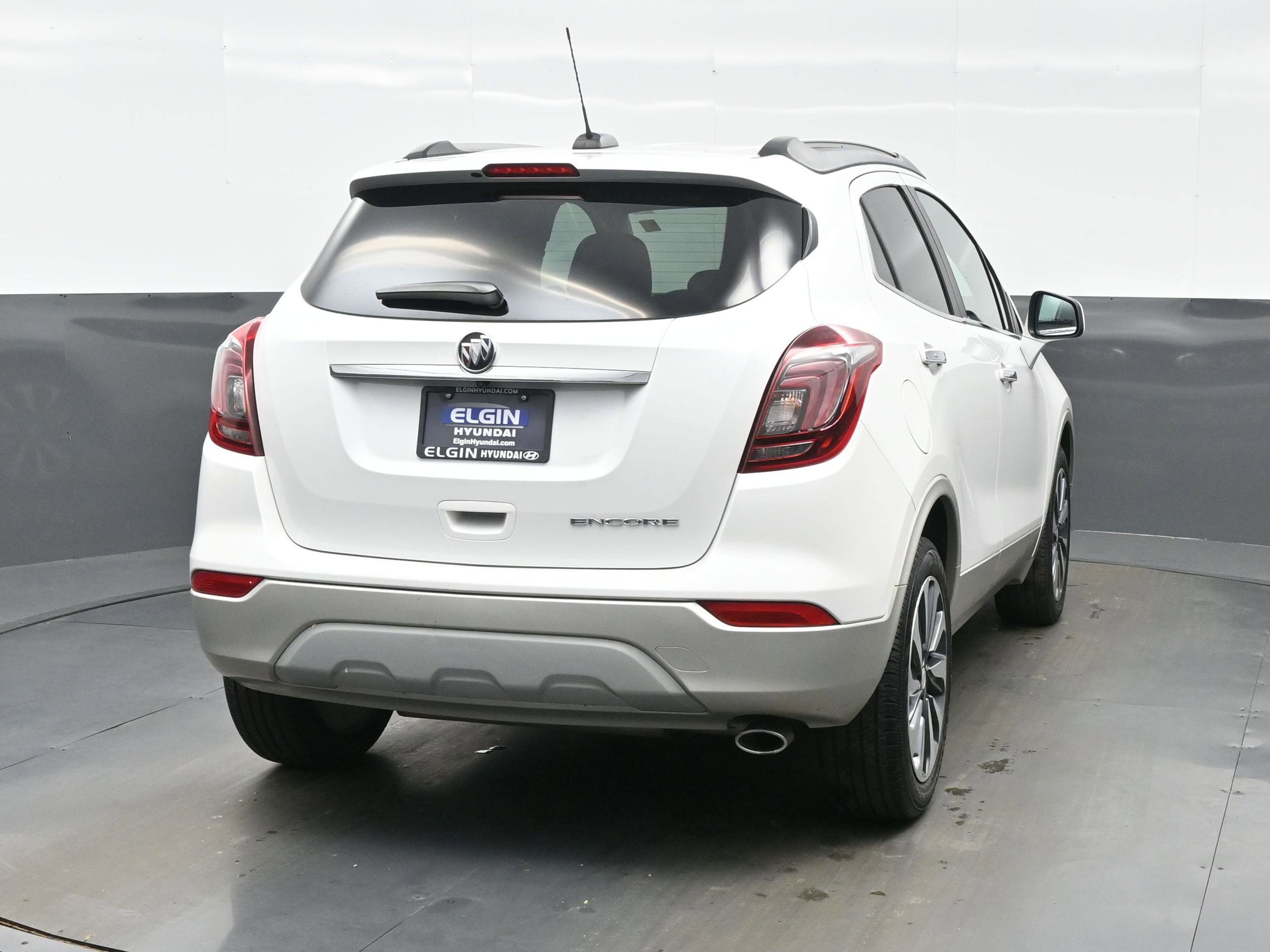 Used 2021 Buick Encore Preferred FWD image 5