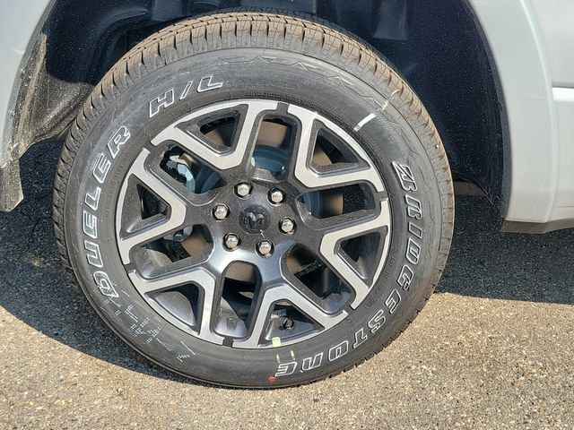 New 2026 RAM 1500 Laramie w/ Sport Appearance Package AWD/4WD image 5