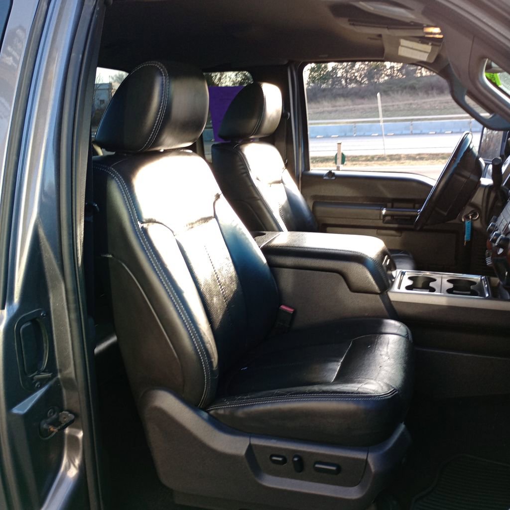 Used 2011 Ford F350 Lariat w/ Lariat Interior Pkg image 23
