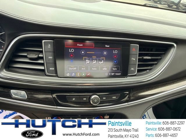Used 2021 Buick Enclave Avenir w/ Avenir Technology Package AWD/4WD image 34