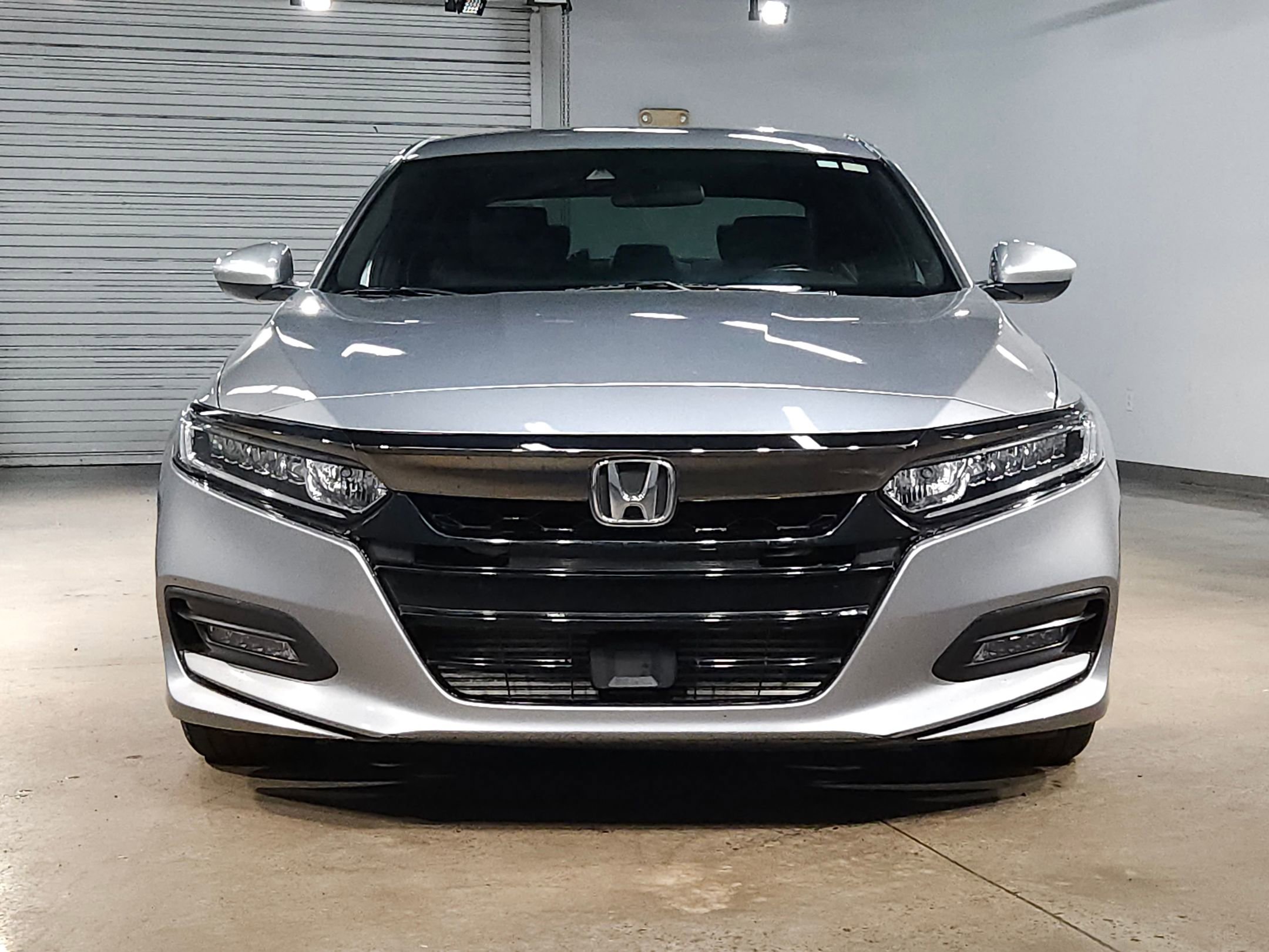 Used 2020 Honda Accord Sport image 2