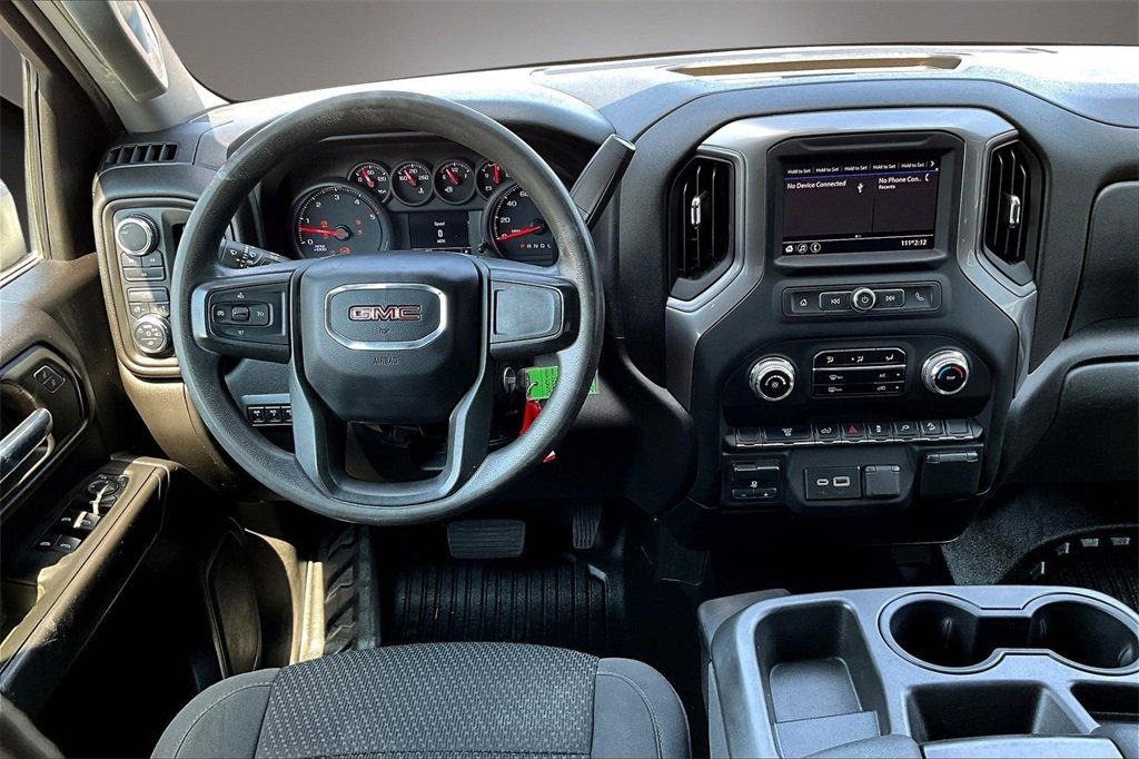 Used 2023 GMC Sierra 3500 Pro w/ Convenience Package image 9