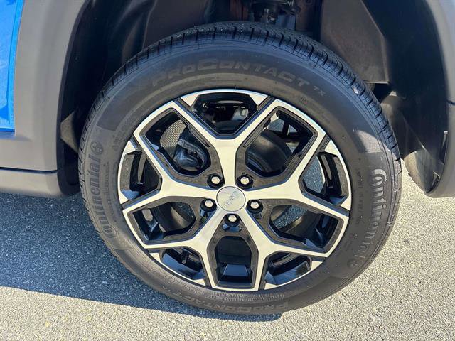 Certified 2024 Jeep Compass Limited image 7