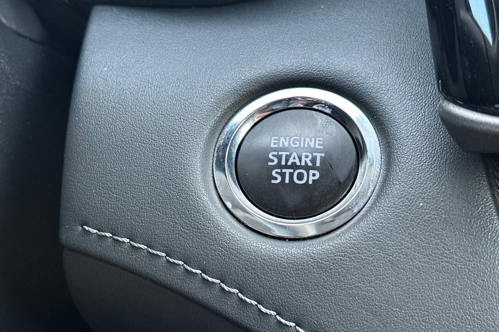 Used 2023 Toyota Highlander L image 24