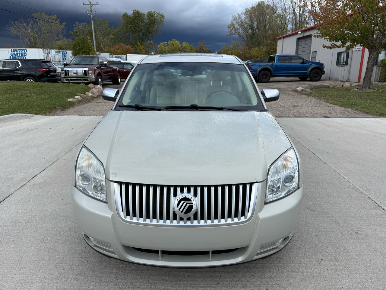 Used 2008 Mercury Sable Premier image 2