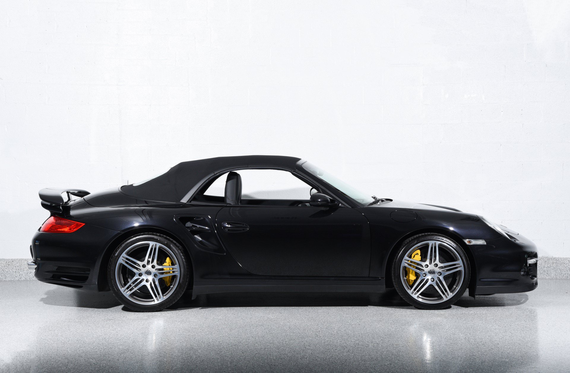Used 2008 Porsche 911 Turbo AWD/4WD image 38