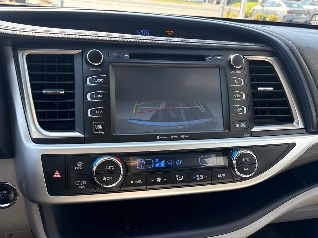 Used 2018 Toyota Highlander Limited AWD/4WD image 8