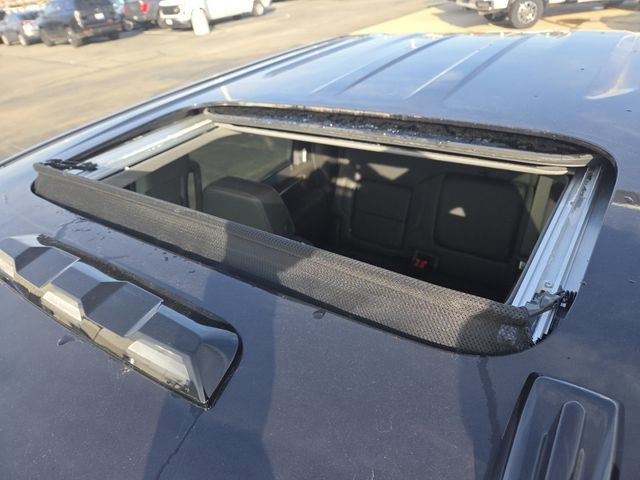 New 2025 GMC Sierra 3500 SLT w/ SLT Premium Package image 3