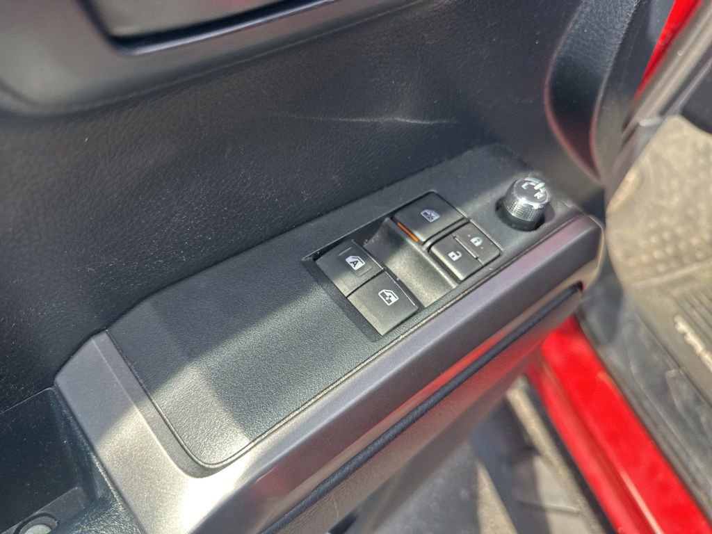 Used 2016 Toyota Tacoma SR5 w/ Towing Package AWD/4WD image 17