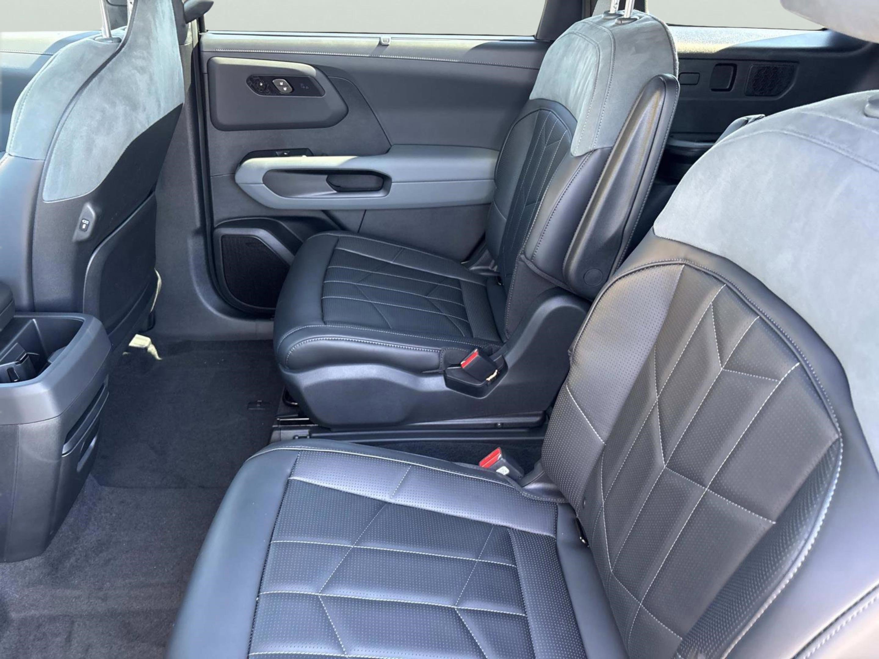 New 2027 Kia Telluride SX Prestige X-Line image 18