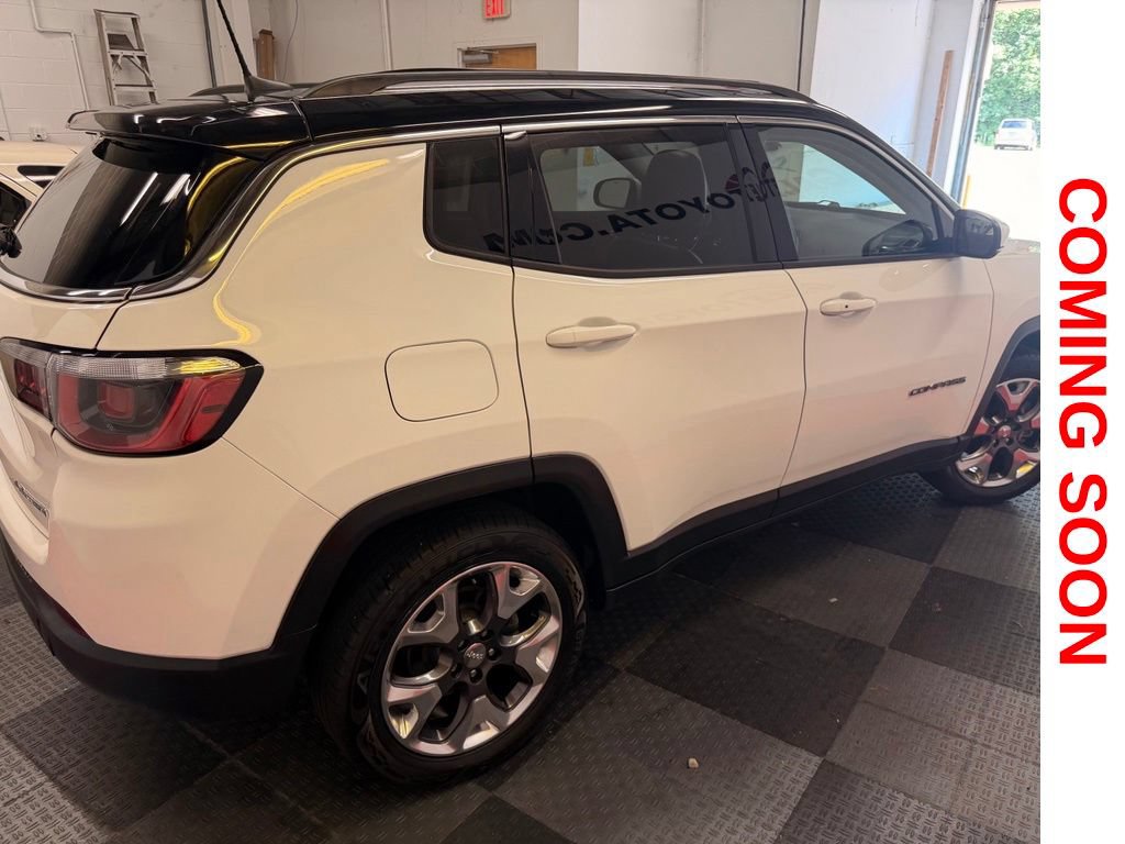Used 2019 Jeep Compass Limited AWD/4WD image 12