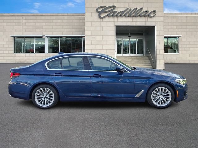 Used 2022 BMW 530i xDrive w/ Premium Package AWD/4WD image 8