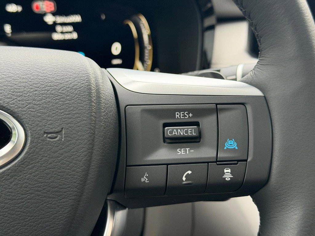 Used 2026 INFINITI QX60 Luxe w/ Family Package AWD/4WD image 19
