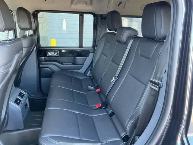 Used 2024 INEOS Grenadier Station Wagon AWD/4WD image 22