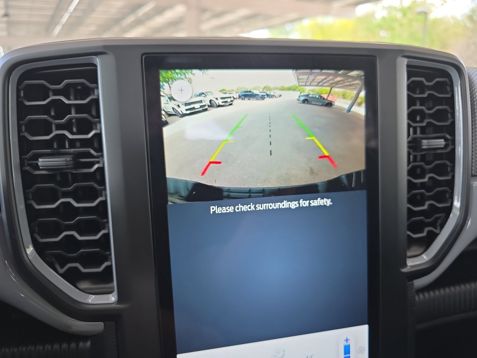 Used 2024 Ford Ranger XL image 12