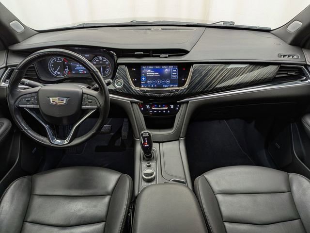 Certified 2023 Cadillac XT6 Premium Luxury image 24