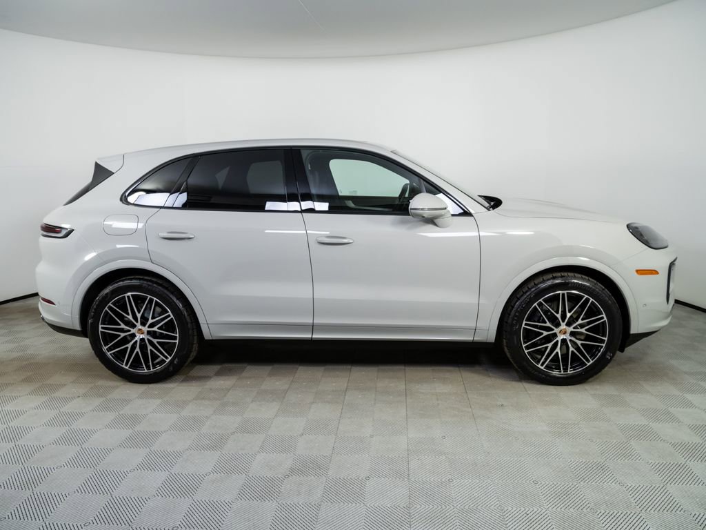 New 2026 Porsche Cayenne image 29