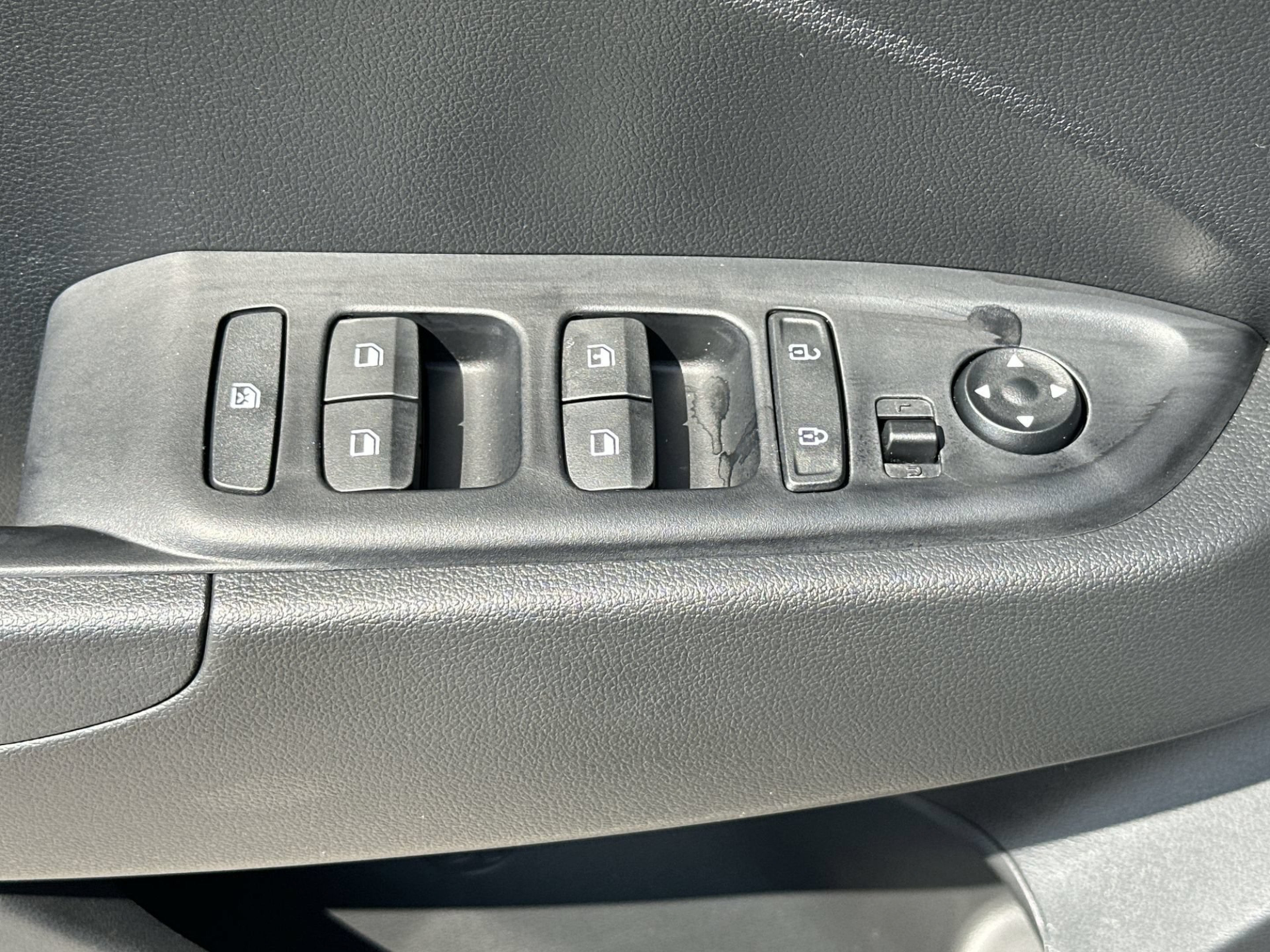 New 2026 Hyundai Venue SE FWD image 15
