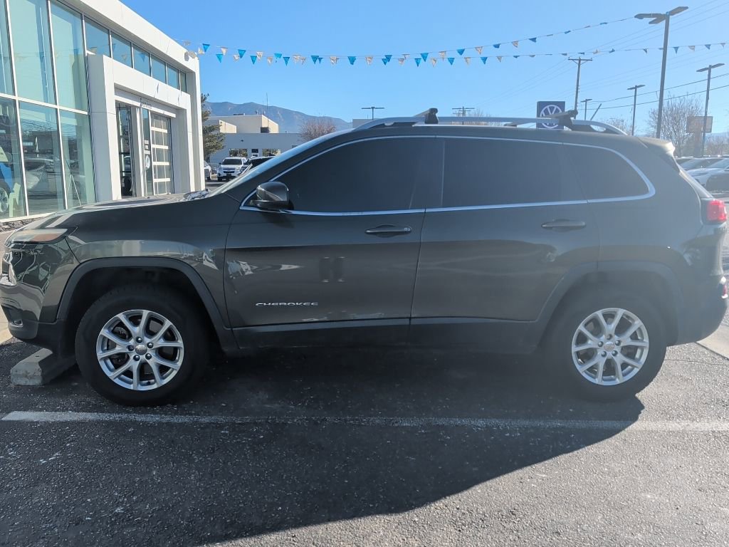 Used 2015 Jeep Cherokee Latitude w/ Trailer Tow Group image 1