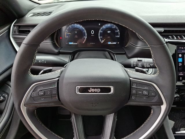 Used 2024 Jeep Grand Cherokee L Altitude AWD/4WD image 19