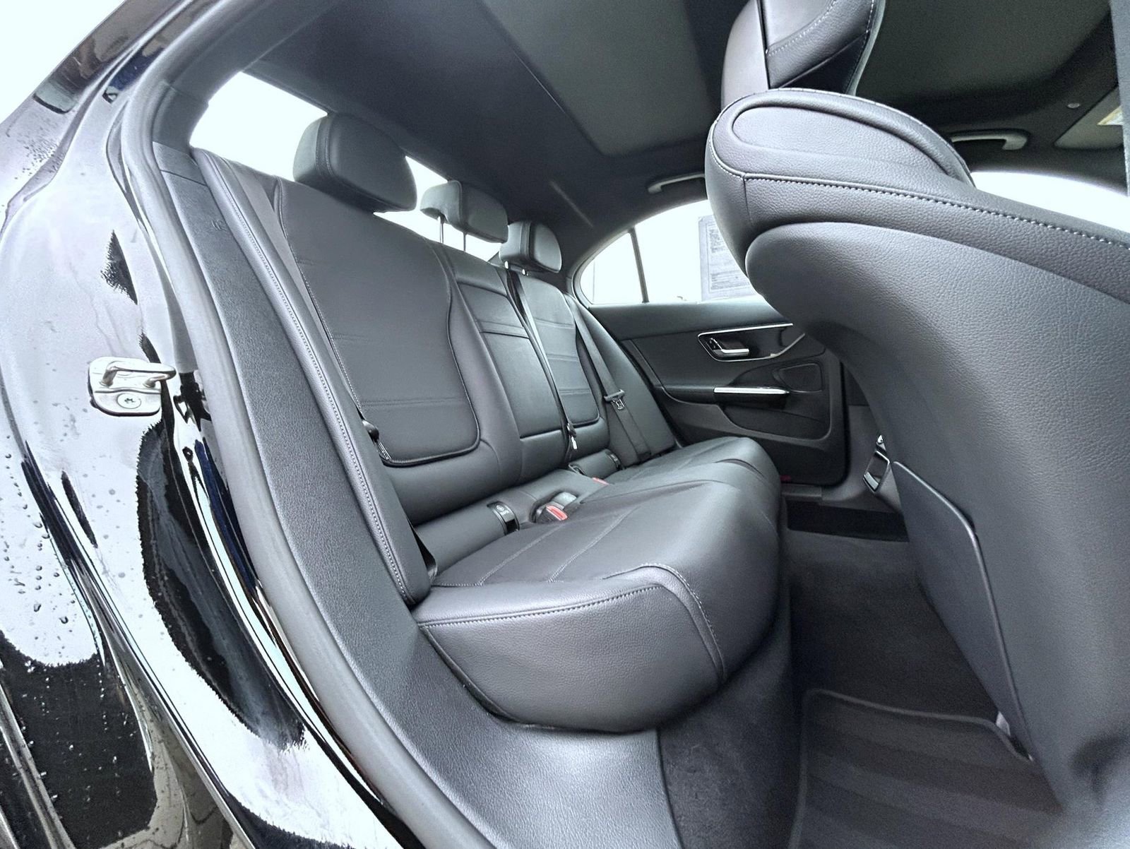 Used 2024 Mercedes-Benz C 300 Sedan image 19