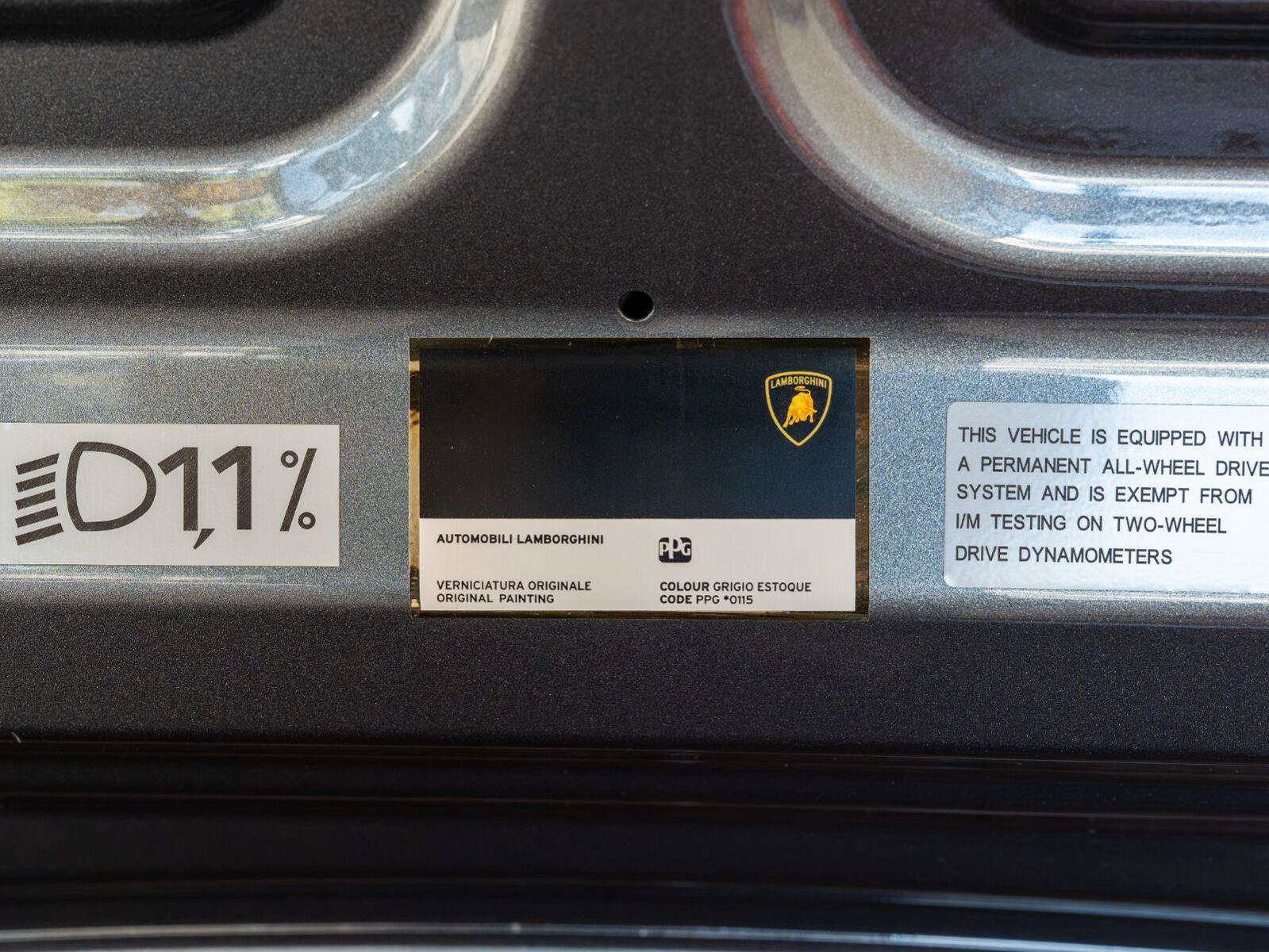 Used 2018 Lamborghini Huracan Performante AWD/4WD image 88