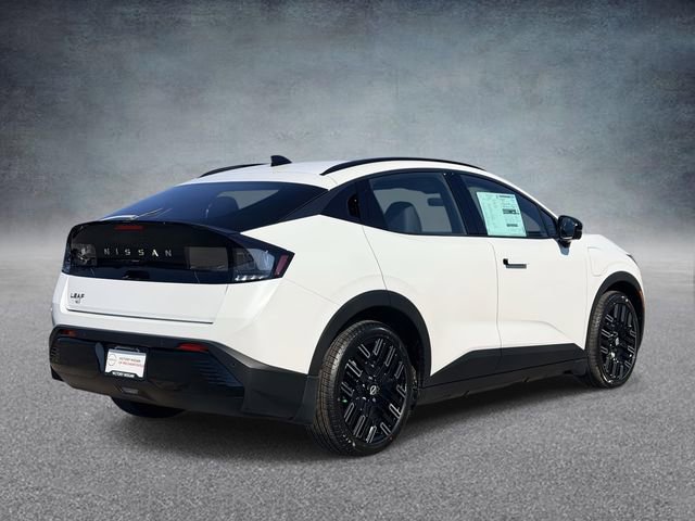 New 2026 Nissan Leaf Platinum+ w/ Cargo Package (Platinum+) image 2