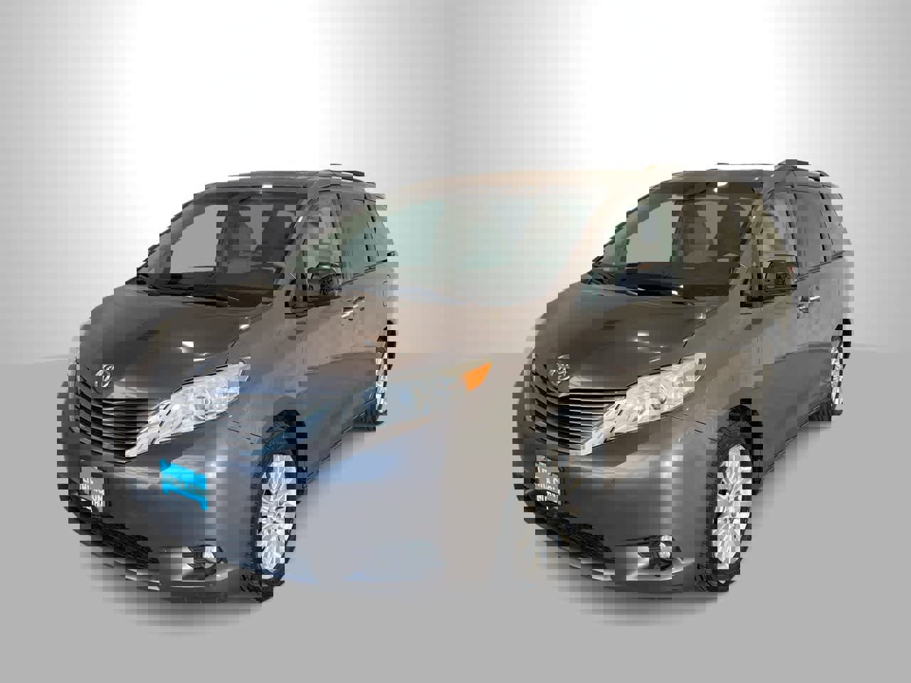 Used 2014 Toyota Sienna XLE w/ XLE Premium Package