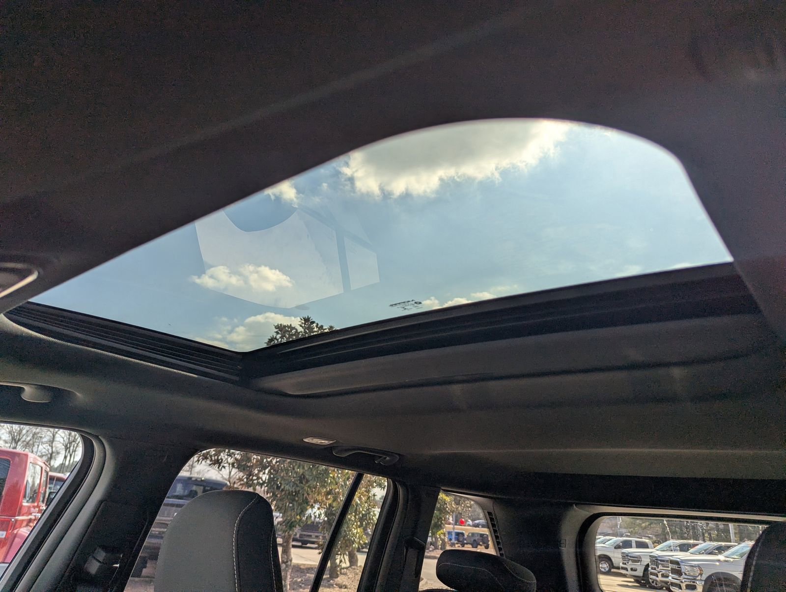 New 2026 Jeep Grand Cherokee Laredo X image 10