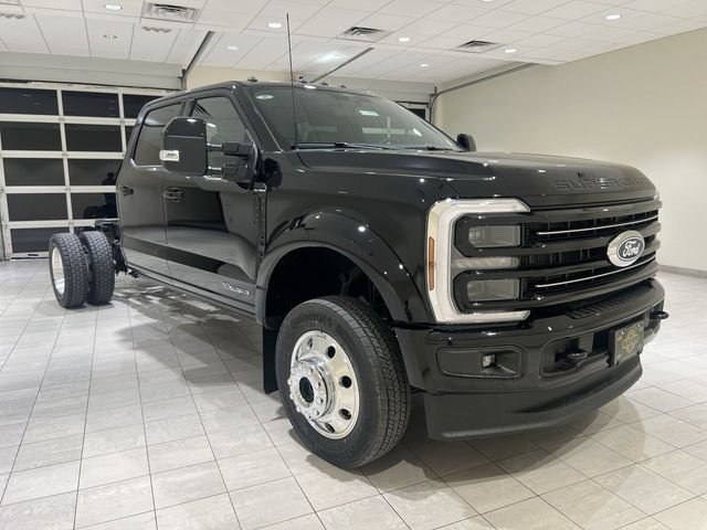New 2027 Ford F550 4x4 Crew Cab image 7