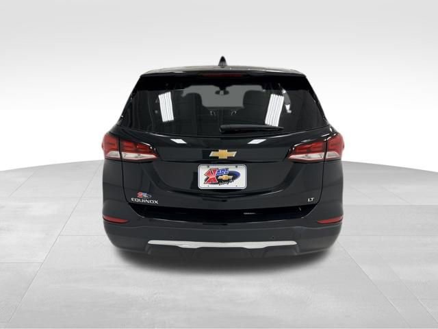 Used 2024 Chevrolet Equinox LT w/ LPO, Floor Liner Package FWD image 4