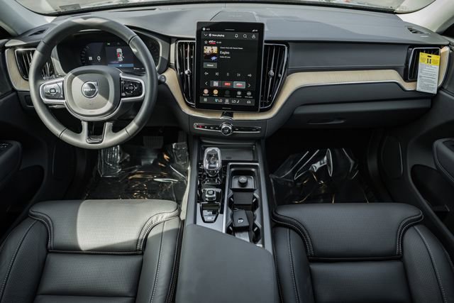 New 2026 Volvo XC60 B5 Ultra w/ Protection Package Premier AWD/4WD image 21
