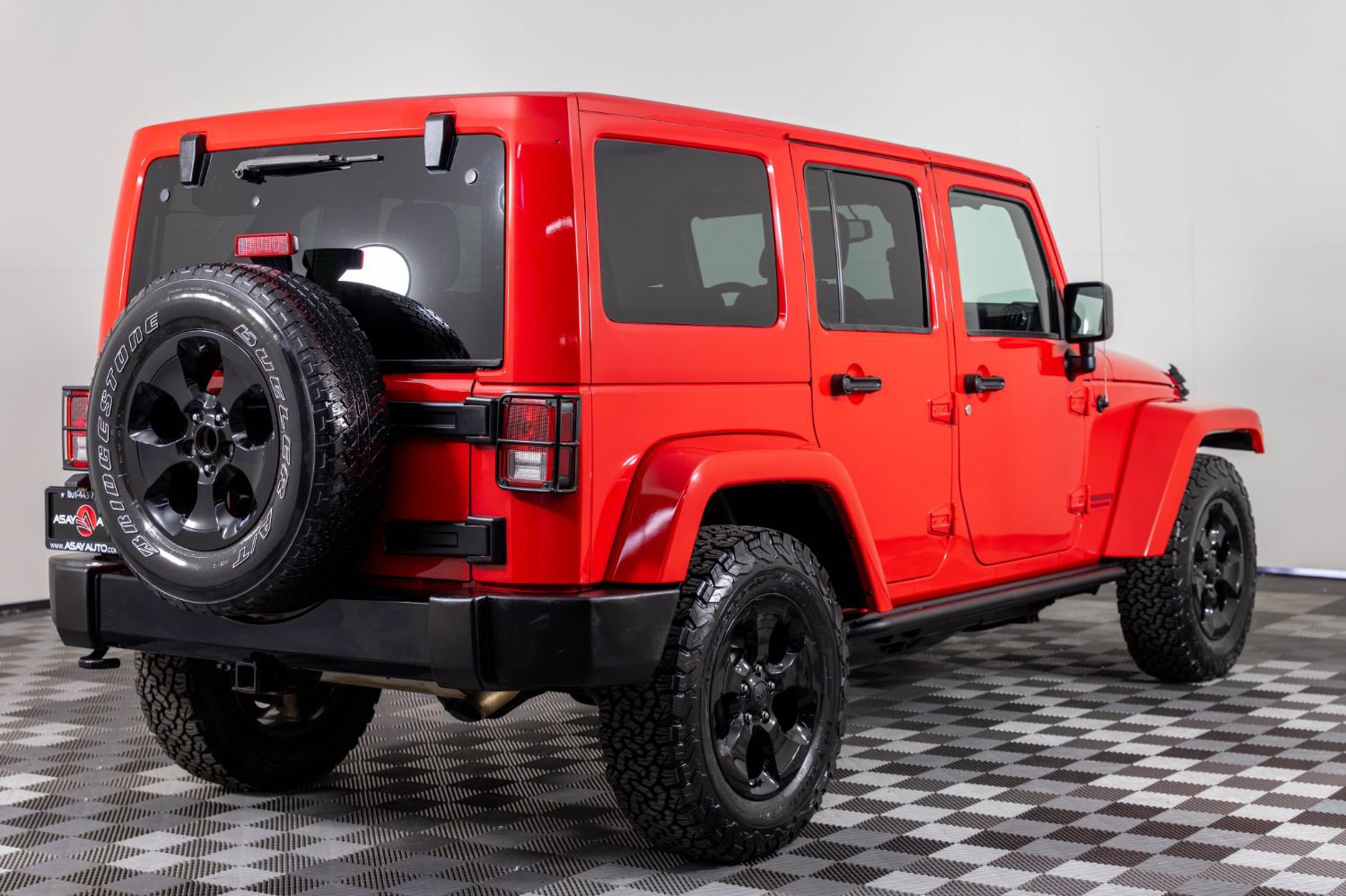 Used 2015 Jeep Wrangler Sahara image 7