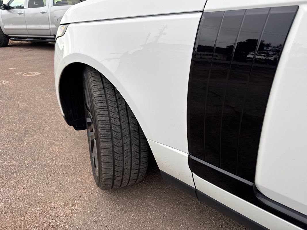 Used 2020 Land Rover Range Rover HSE image 55