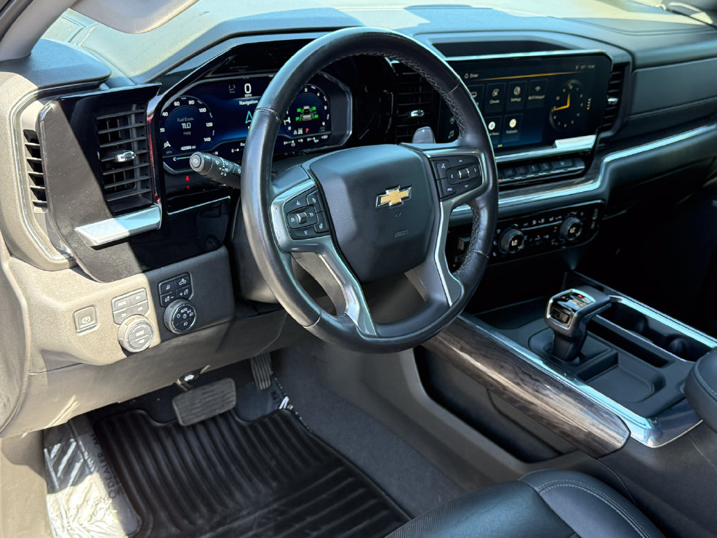 Used 2022 Chevrolet Silverado 1500 LTZ w/ LTZ Premium Texas Edition AWD/4WD image 28