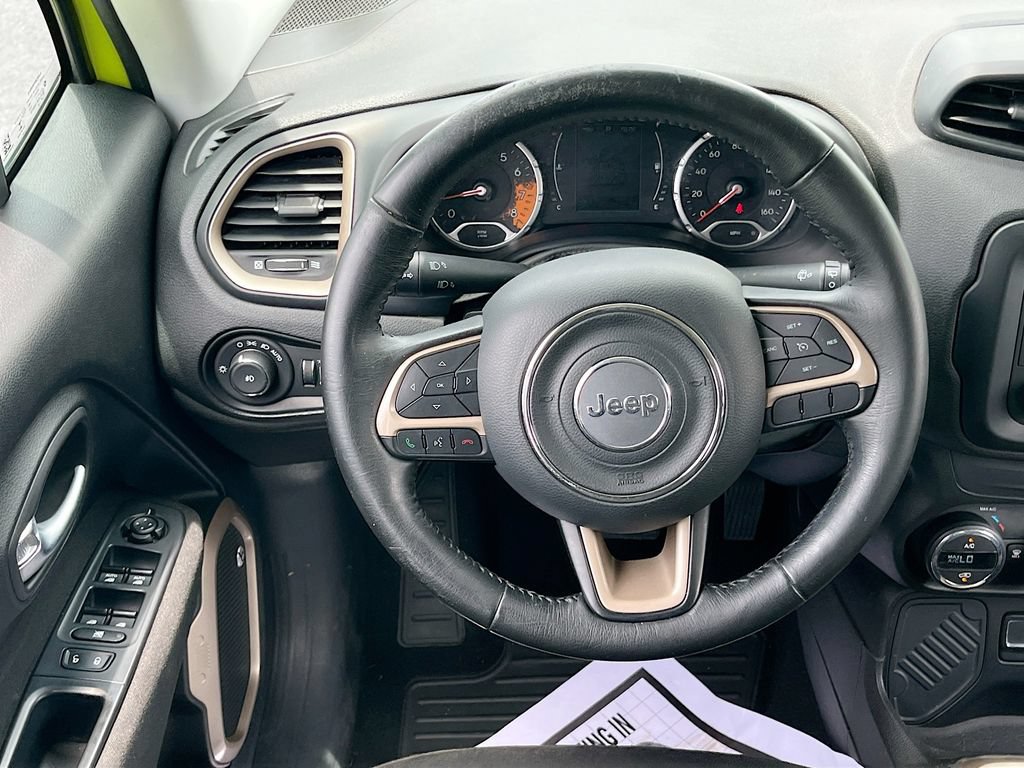 Certified 2017 Jeep Renegade Latitude w/ Popular Equipment Group FWD image 21