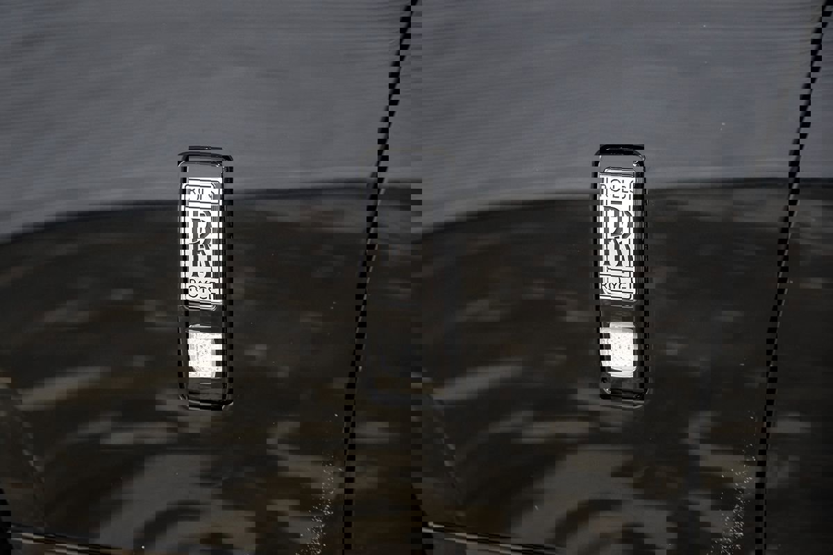 Used 2016 Rolls-Royce Dawn image 41