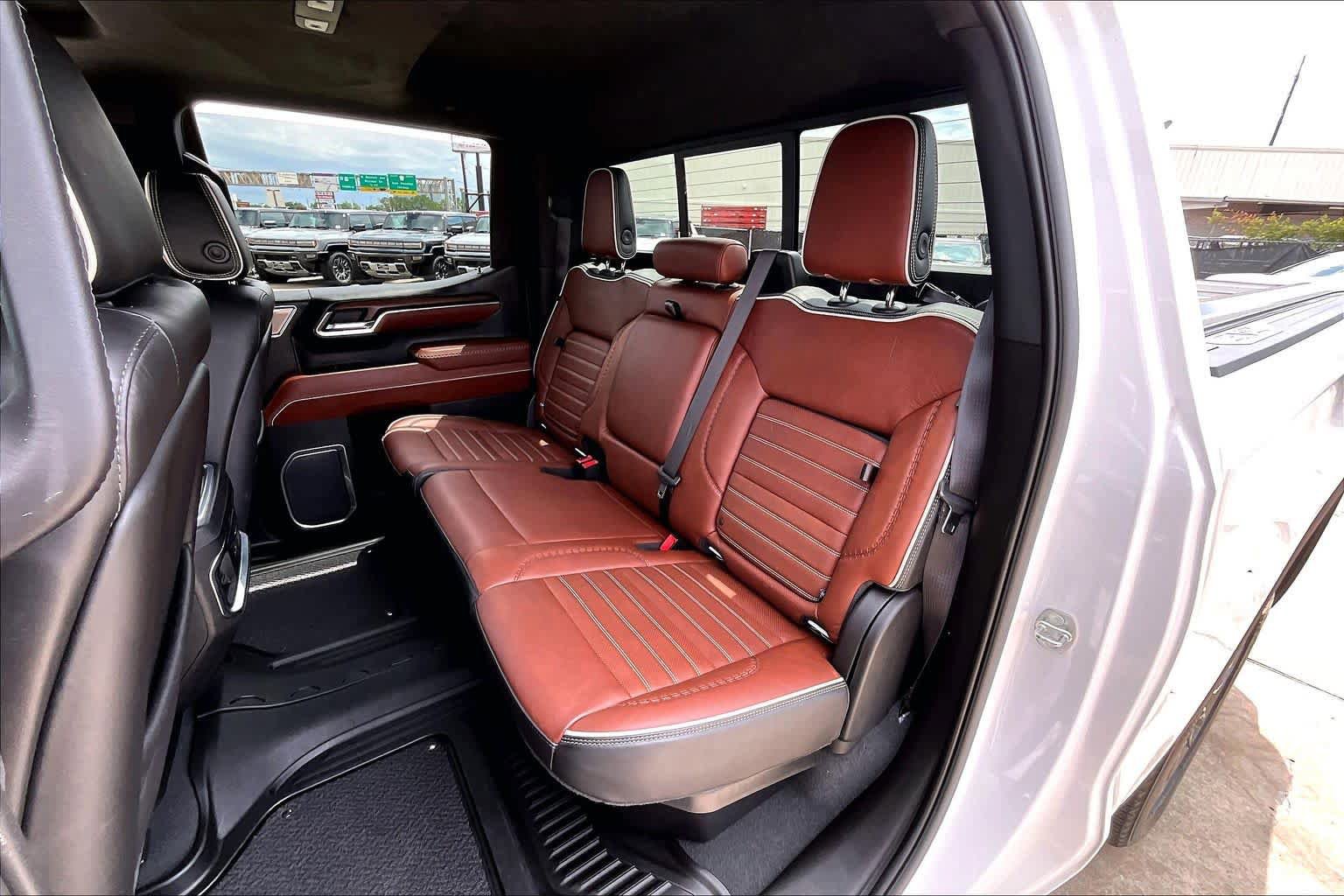 Used 2023 GMC Sierra 1500 Denali Ultimate AWD/4WD image 21