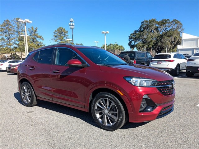 Used 2022 Buick Encore GX Select w/ Sport Touring Package image 2