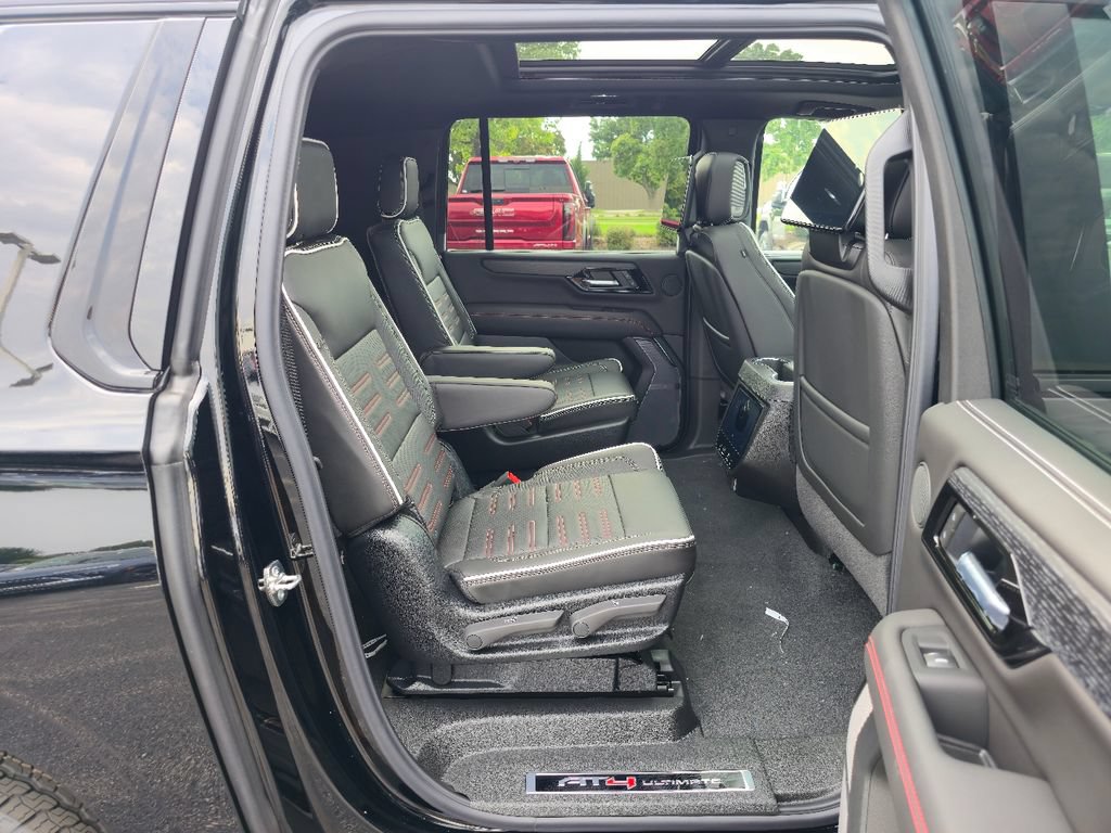 New 2026 GMC Yukon XL AT4 Ultimate AWD/4WD image 29