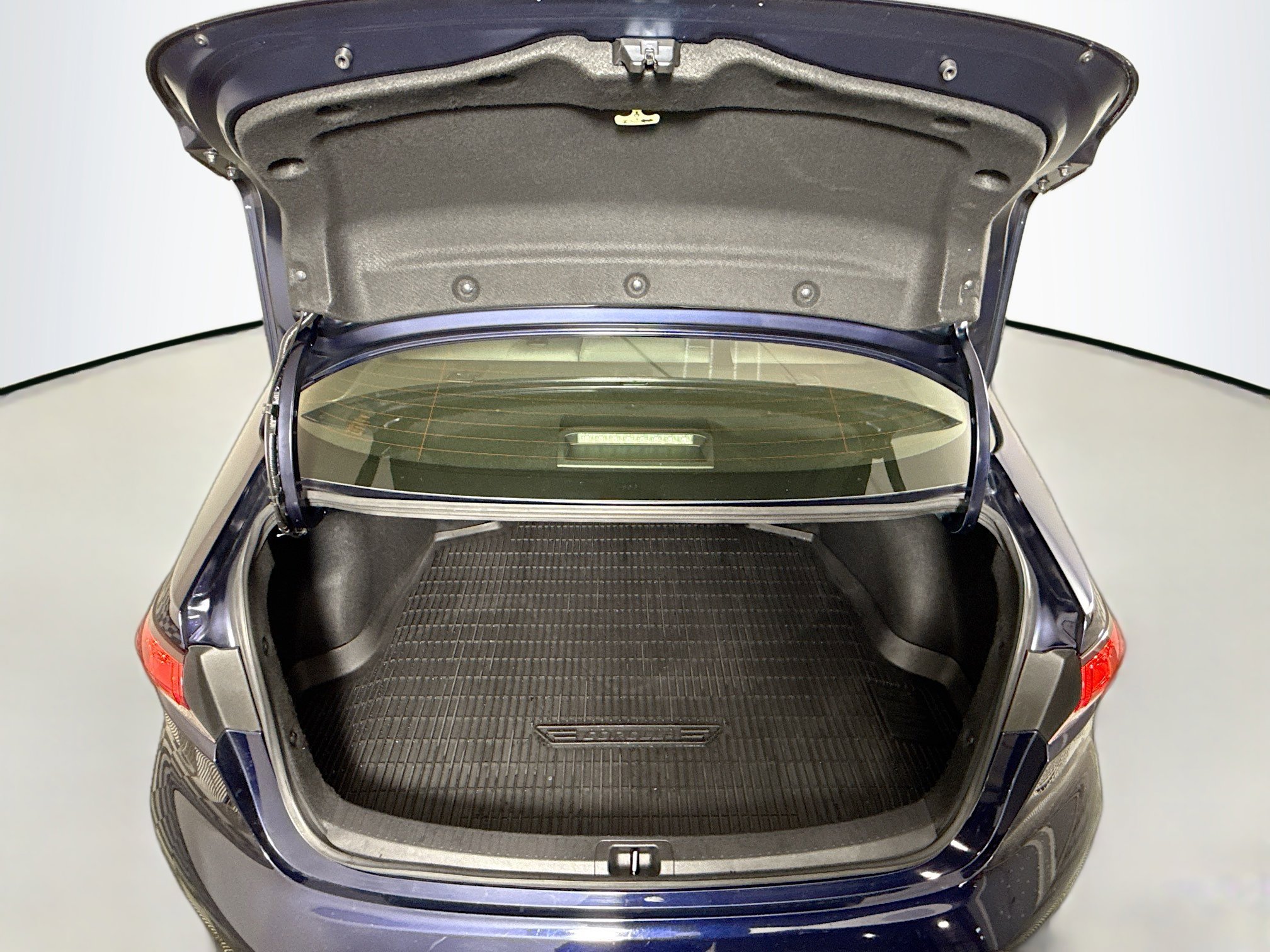 Certified 2024 Toyota Corolla SE image 22