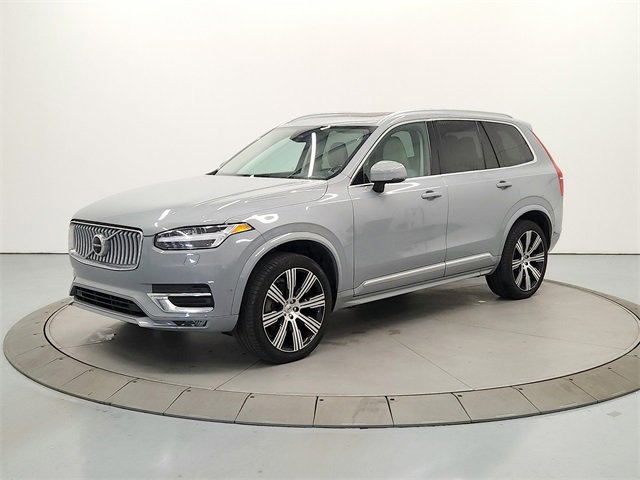 Used 2024 Volvo XC90 B5 Plus image 3