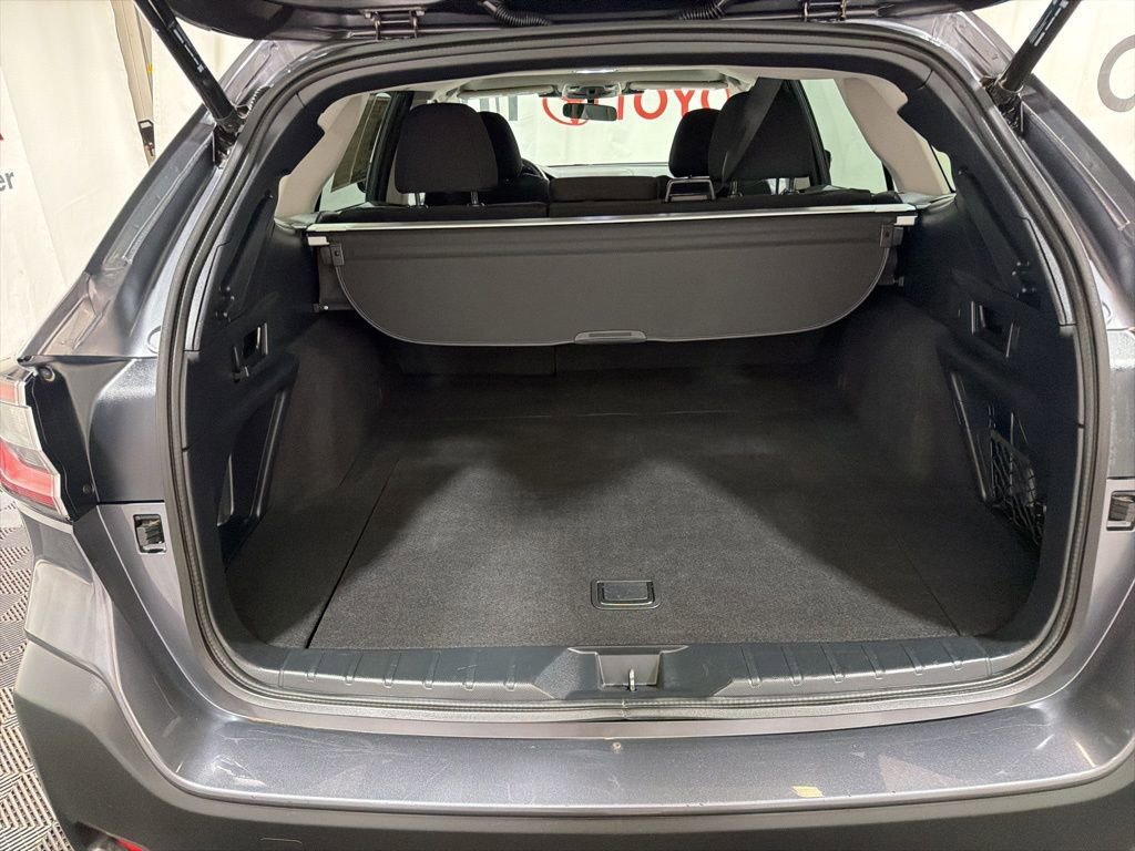 Used 2025 Subaru Outback Premium image 17