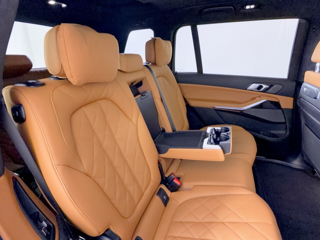 Certified 2026 BMW X7 xDrive40i AWD/4WD image 29